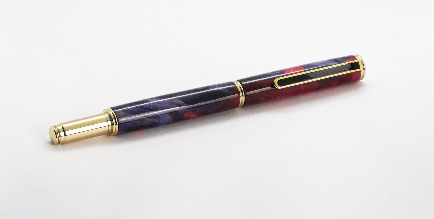 Traditional Fountain Pen in 24 Kt Gold and Dyed Boxelder Burl